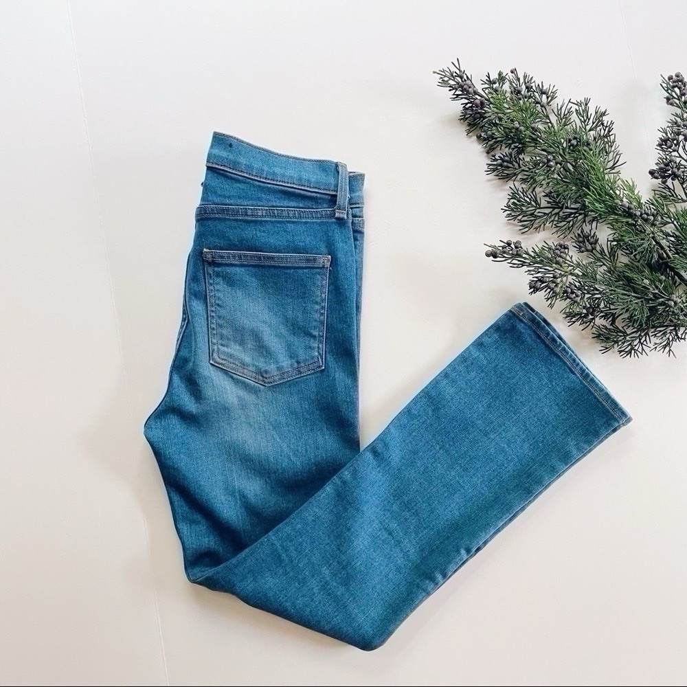 Veronica Beard Carly Jeans – High Rise Kick Flare, Blue Denim size 24 - Picture 3 of 8